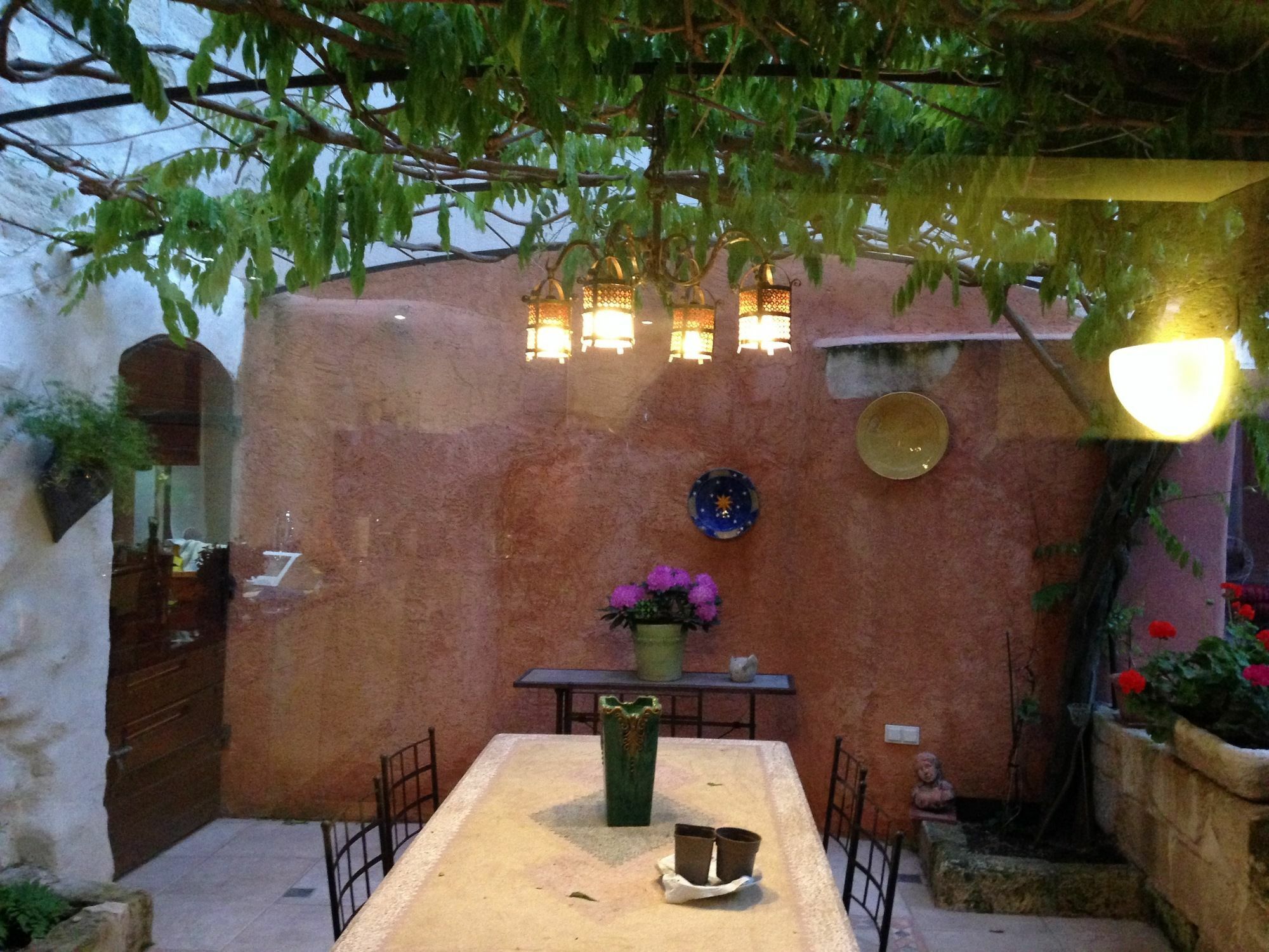 Le Clos Du Rempart Bed & Breakfast 5*